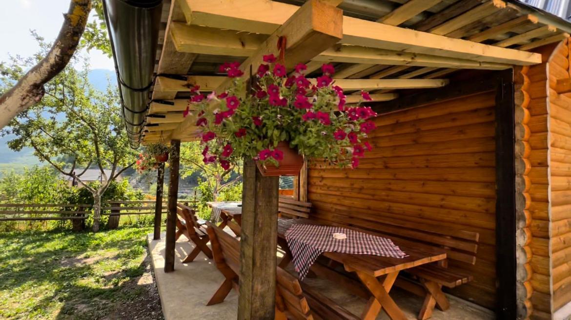Guest House Kollata Vusanje Екстер'єр фото